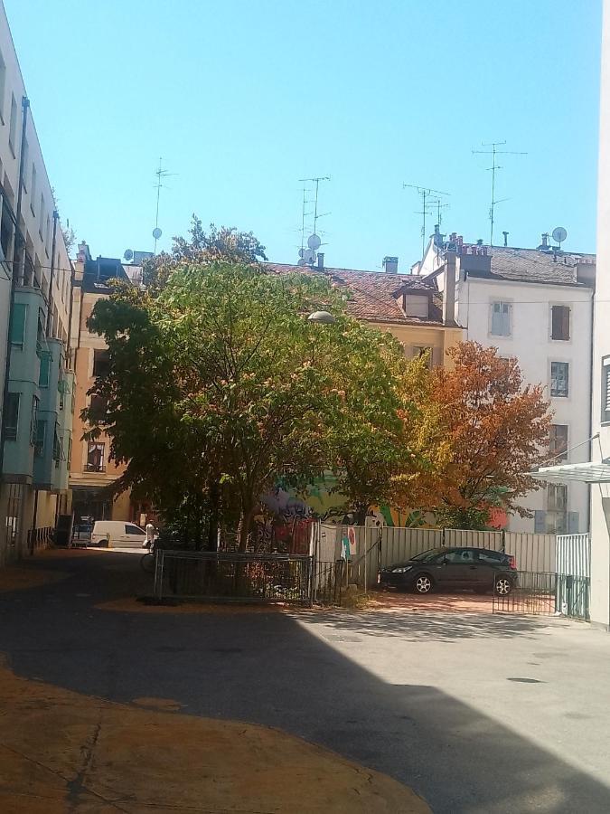 Charming Flat Center And Near The Lake Geneve Exteriör bild